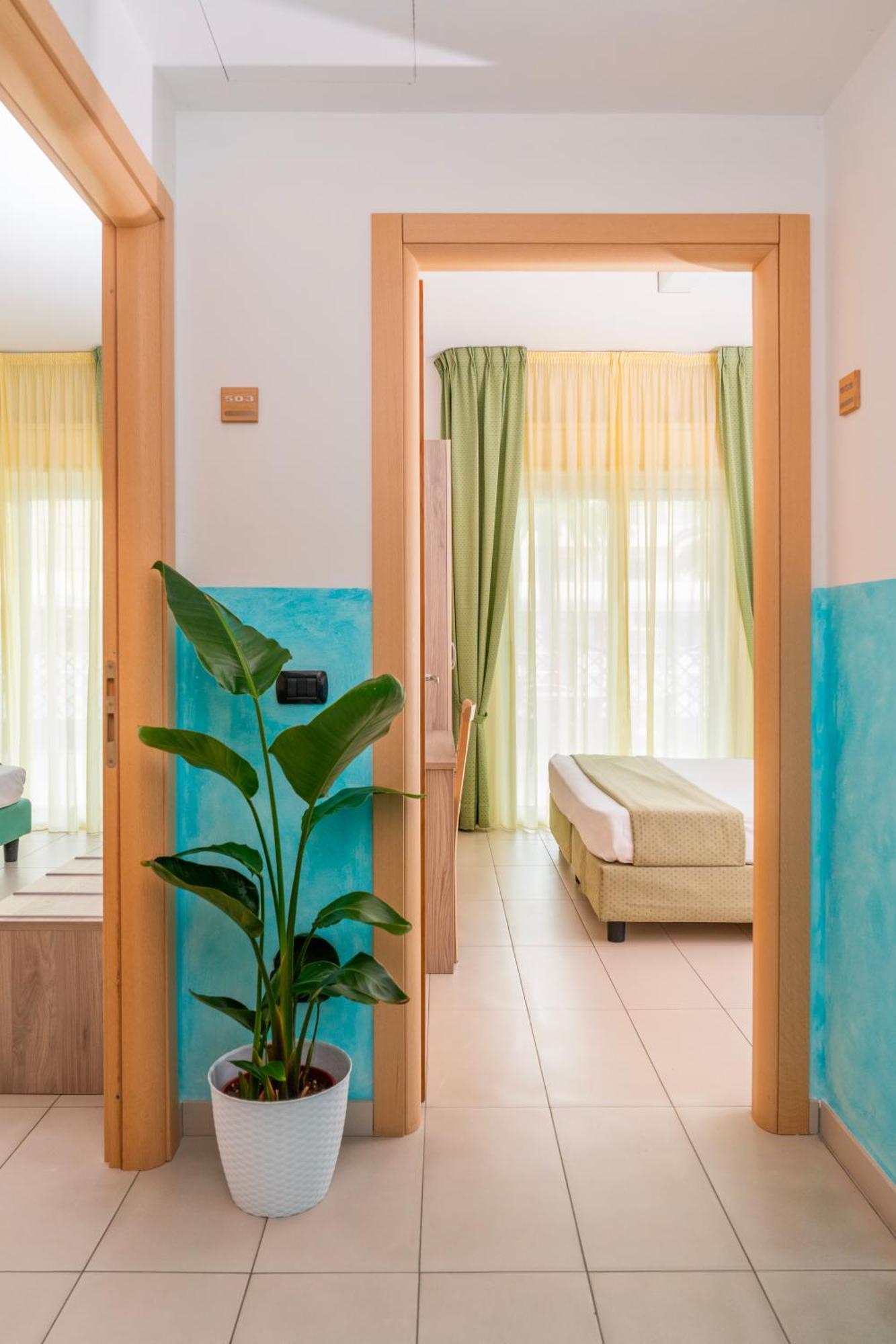Park Hotel & Dependance Con Spiaggia 마르틴시쿠로 외부 사진