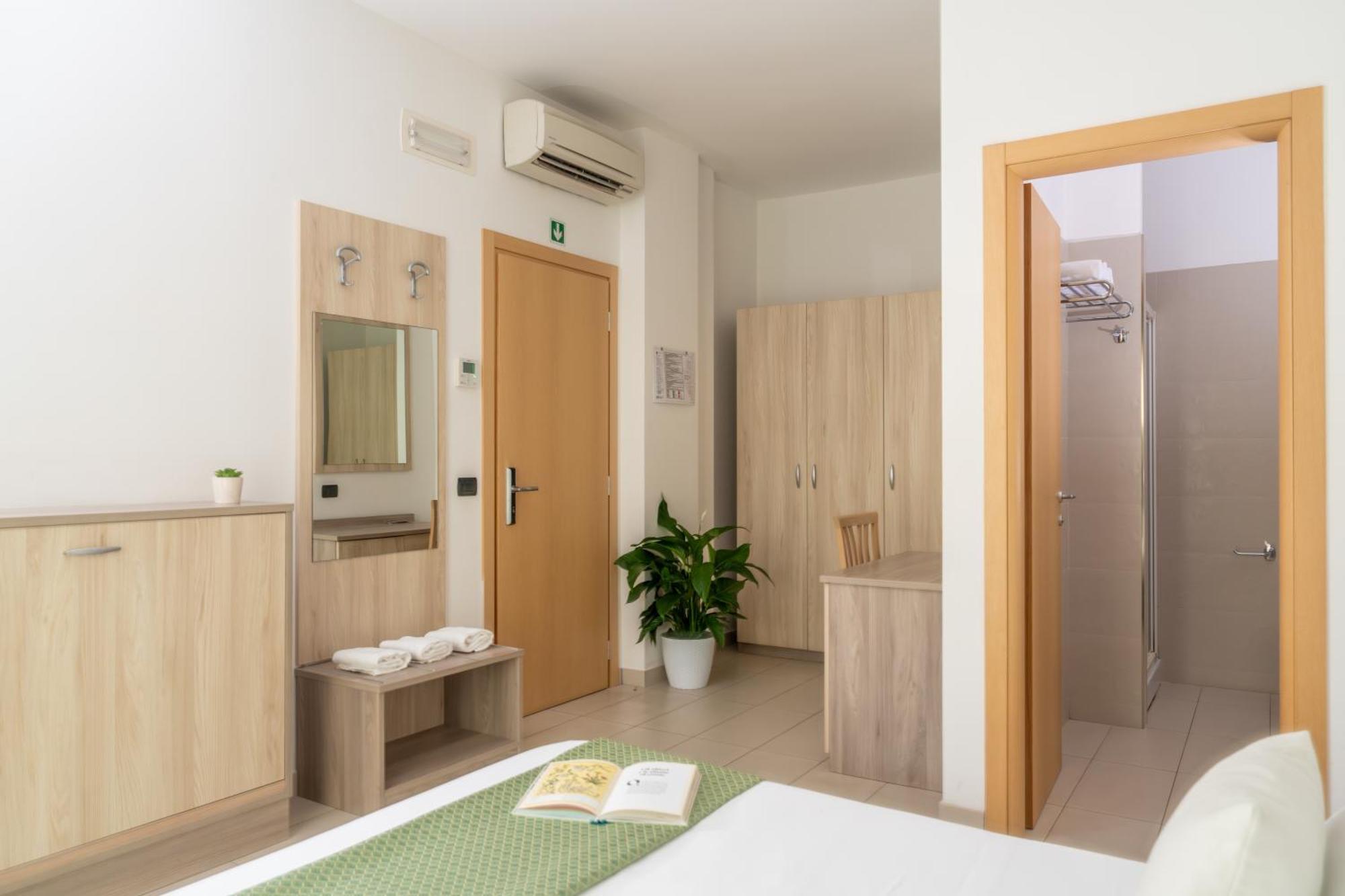 Park Hotel & Dependance Con Spiaggia 마르틴시쿠로 외부 사진