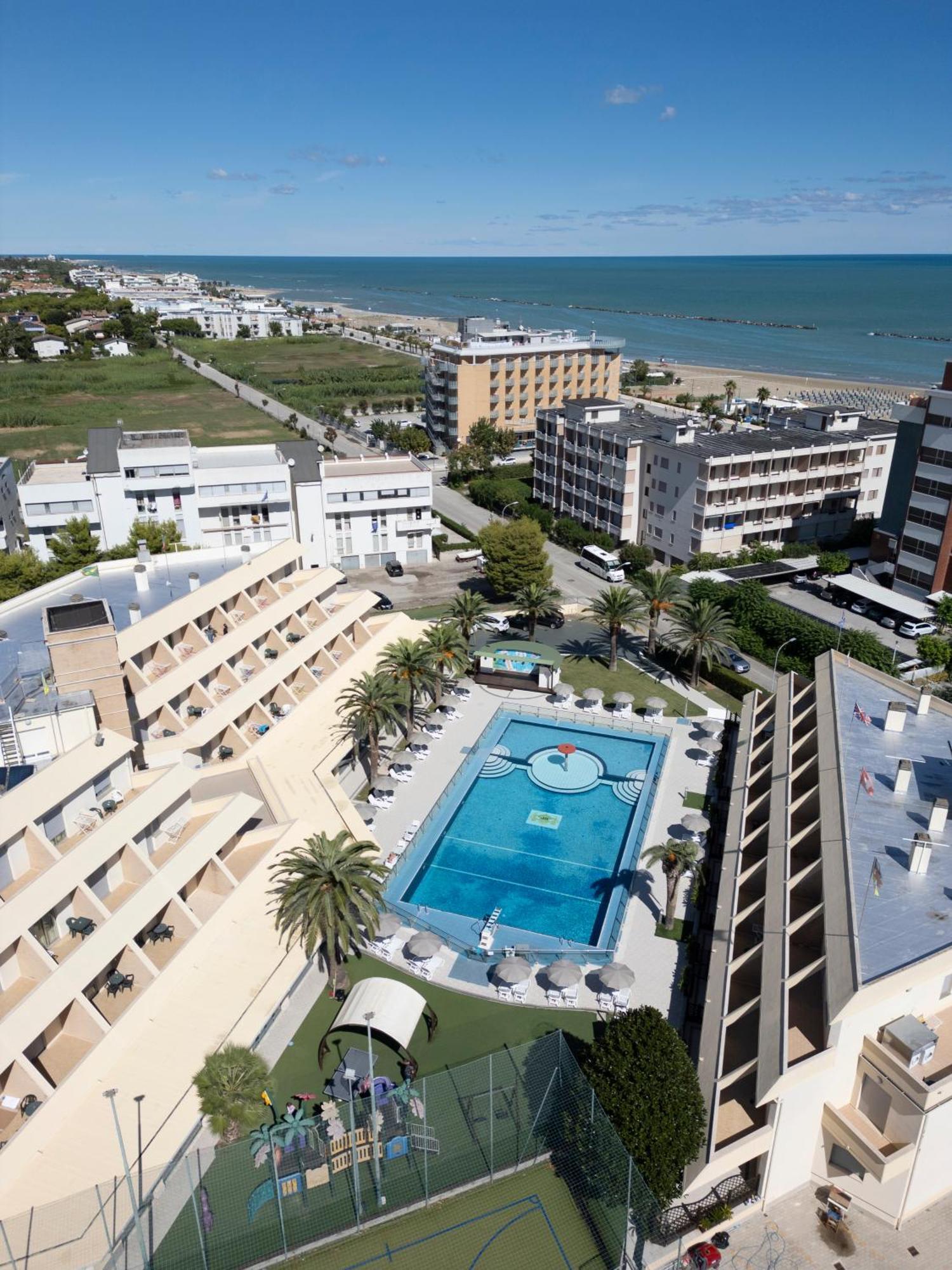 Park Hotel & Dependance Con Spiaggia 마르틴시쿠로 외부 사진